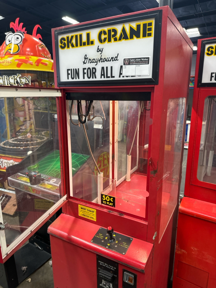 GRAYHOUND SKILL CRANE PRIZE REDEMPTION GAME #1
