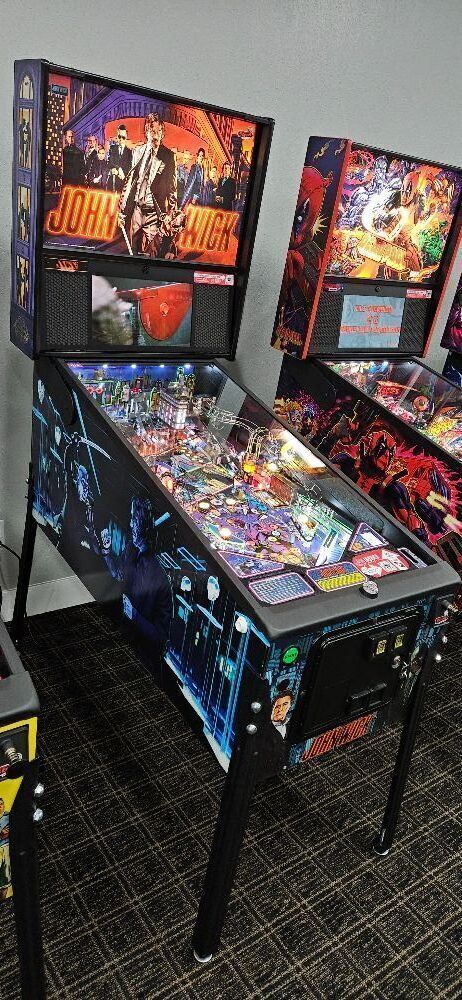JOHN WICK PRO MODEL PINBALL MACHINE STERN