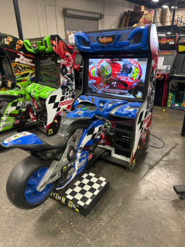 MOTO GP DELUXE 42" LCD BLUE ARCADE GAME RAW THRILLS PROJECT #1