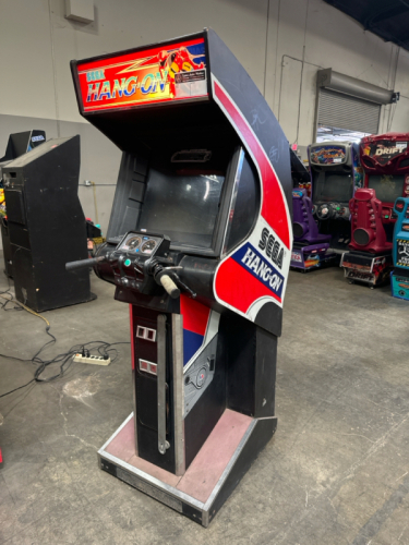 HANG-ON UPRIGHT MOTORCYCLE RACING ARCADE GAME BY SEGA