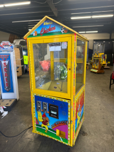 ALL AMERICAN CHICKEN TOY EGG VENDING MACHINE