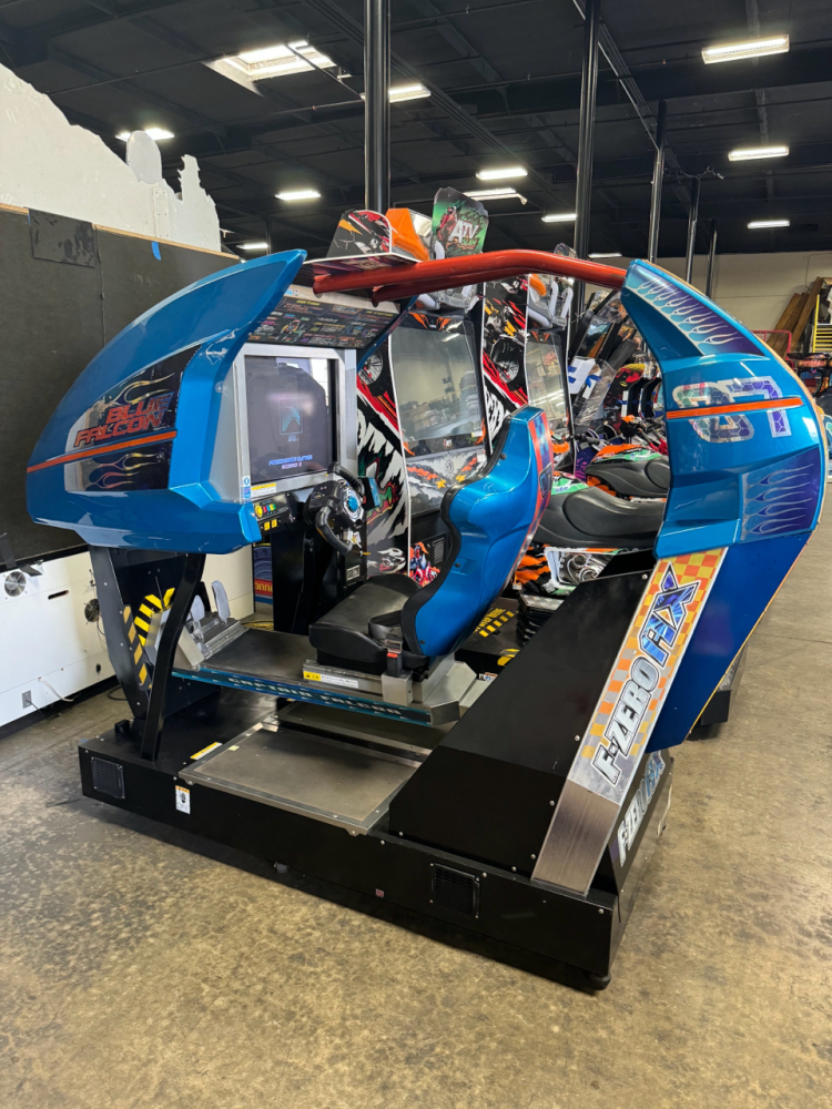 F-ZERO AX PILOT ACTION MOTION ARCADE RACING GAME SEGA