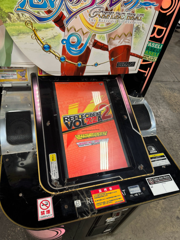 REFLECT BEAT MUSIC RHYTHM ARCADE GAME KONAMI BEMANI