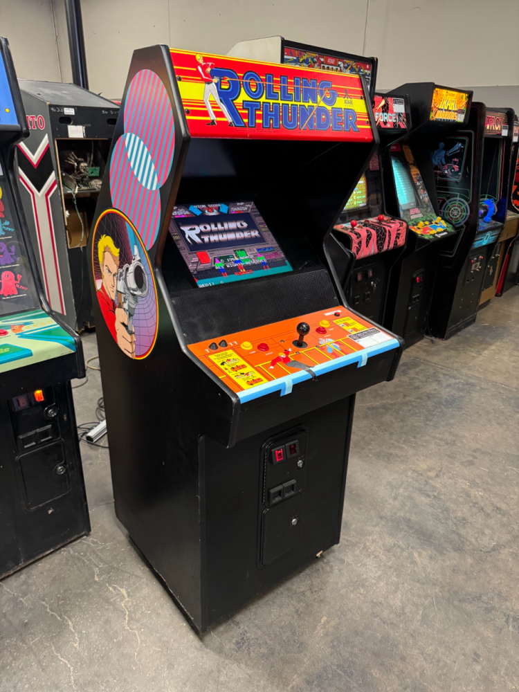 ROLLING THUNDER UPRIGHT ARCADE GAME ATARI