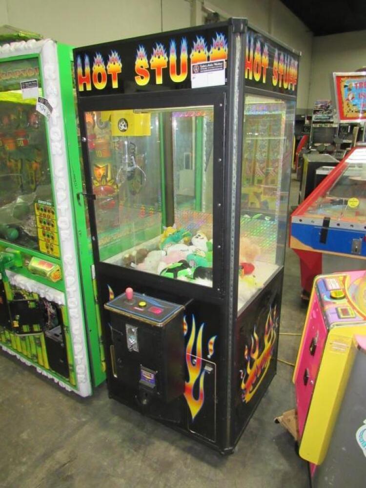 30 HOT STUFF PLUSH CLAW CRANE MACHINE