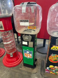 NFL SUPER BOUNCE ZIG ZAG BULK VENDING MACHINE