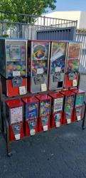 10 HEAD CANDY CAPSULE VENDING RACK