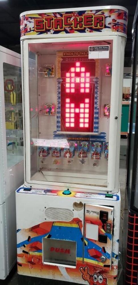 STACKER CLUB RED PRIZE REDEMPTION GAME