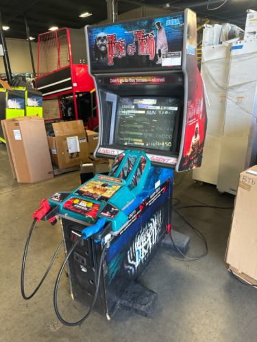 THE HOUSE OF THE DEAD PEDESTAL UPRIGHT ARCADE GAME SEGA