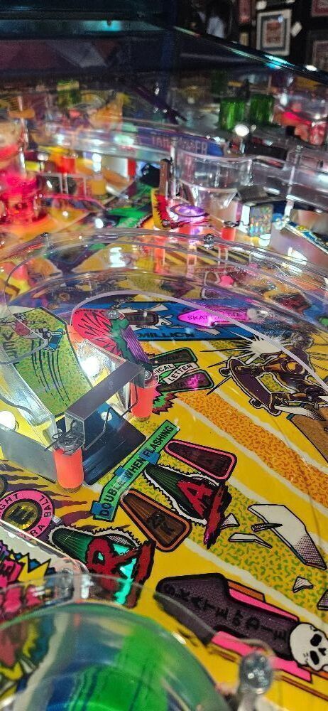 RADICAL! CLASSIC PINBALL MACHINE 1990 BALLY SUPER CLEAN!!!!