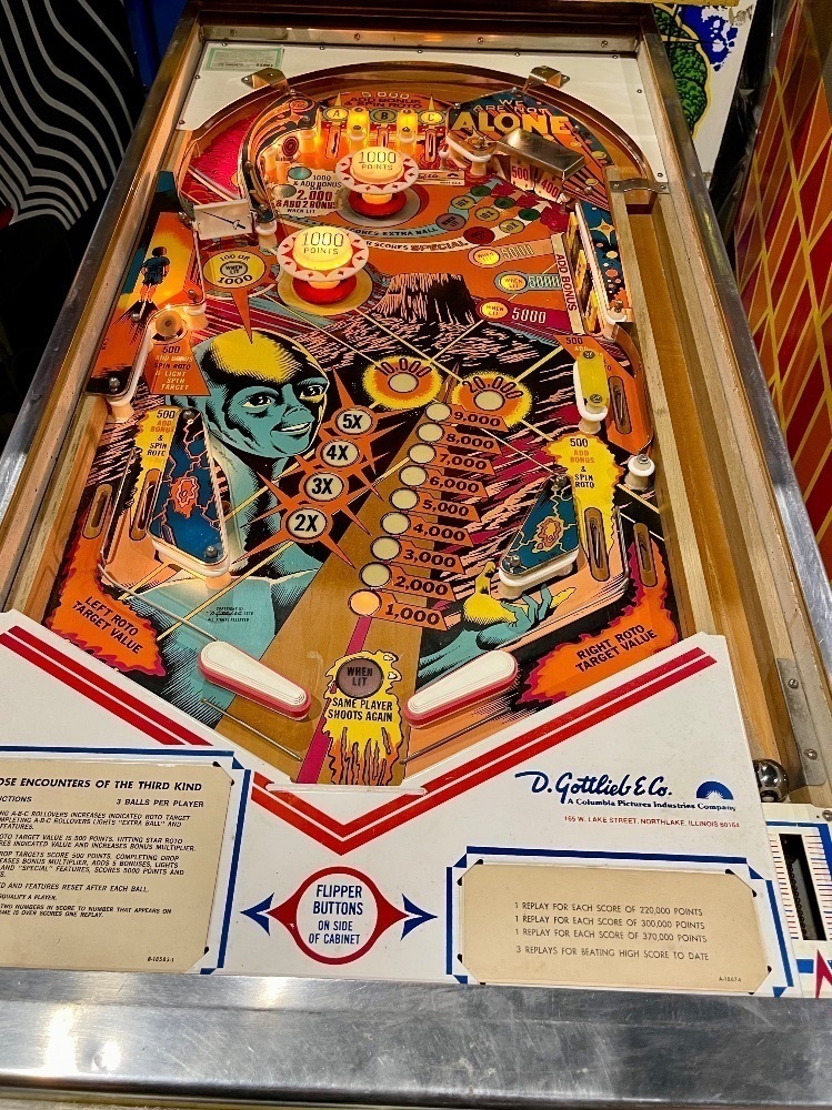 CLOSE ENCOUNTERS OF THE THIRD KIND CLASSIC PINBALL MACHINE GOTTLIEB