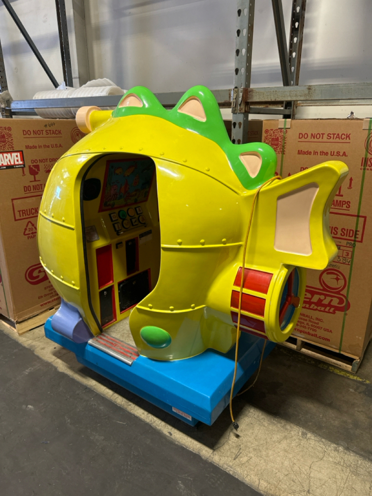 KIDDIE RIDE BIG YELLOW FISH! SIT IN