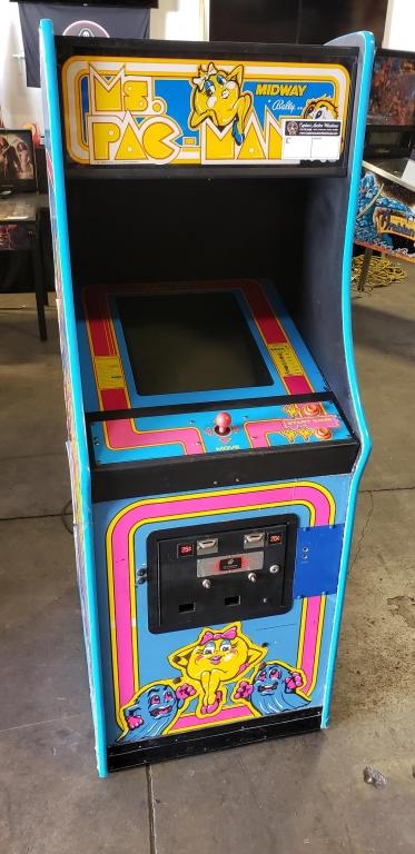 pac man arcade game