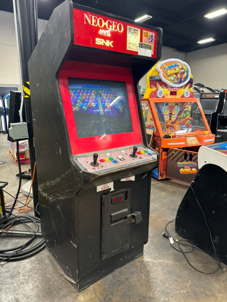 NEO GEO MVS SNK 2 SLOT W/ METAL SLUG 4 & PUZZLE BOBBLE