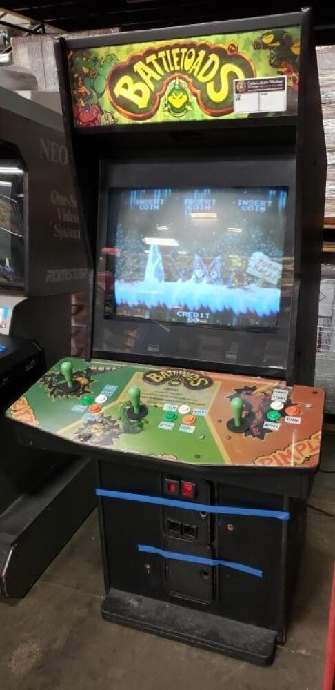 BATTLE TOADS UPRIGHT ARCADE GAME