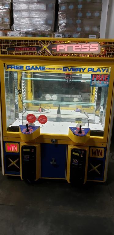 60 NAMCO  X PRESS PLUSH CLAW CRANE  MACHINE 