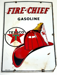 ORIGINAL 1952 TEXACO FIRE CHIEF GASOLINE PORCELAIN PUMP SIGN