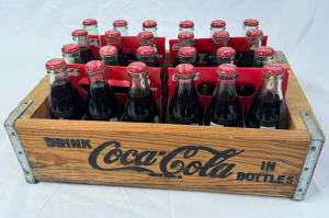 VINTAGE COCA COLA WOOD CRATE WITH (4) 6-PACKS OF COCA COLA BOTTLES