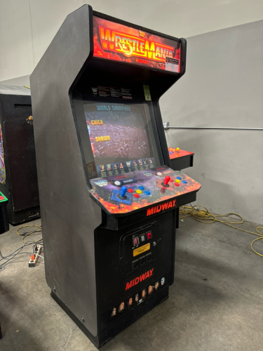 WRESTLMANIA UPRIGHT ARCADE GAME