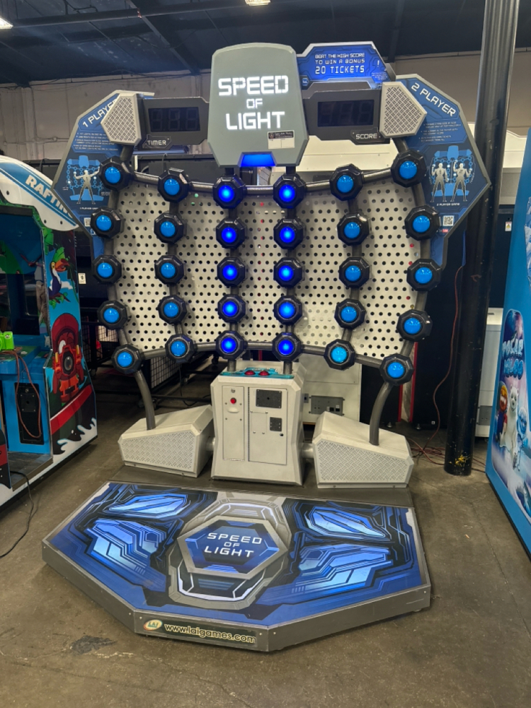 SPEED OF LIGHT FULL SIZE TICKET REDEMPTION GAME LAI GAMES