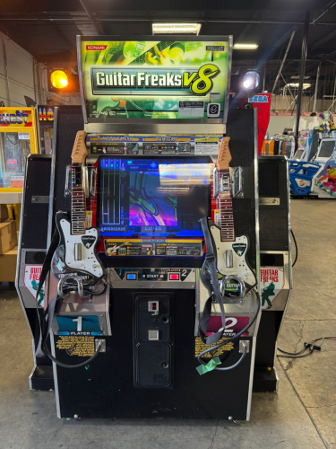 GUITAR FREAKS V8 RHYTHM MUSIC ARCADE GAME KONAMI