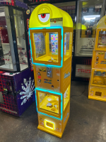 KEKUBABY GASHAPON CAPSULE TOY VENDING MACHINE MINION #3