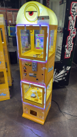 KEKUBABY GASHAPON CAPSULE TOY VENDING MACHINE MINION #4