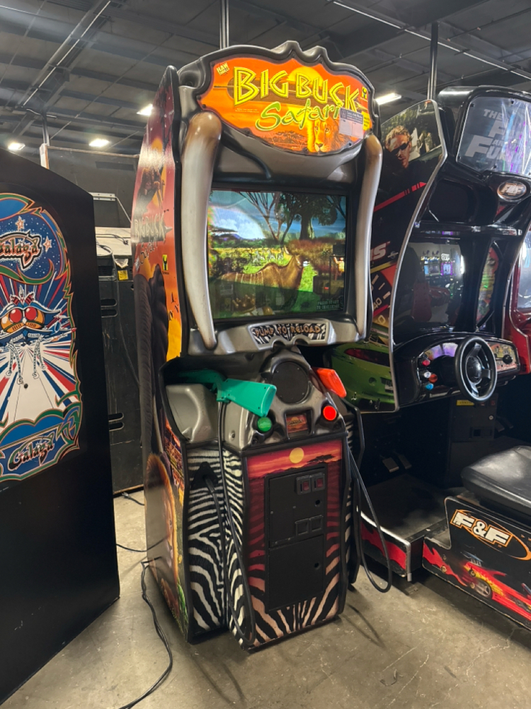 BIG BUCK SAFARI SHOOTER ARCADE GAME RAW THRILLS