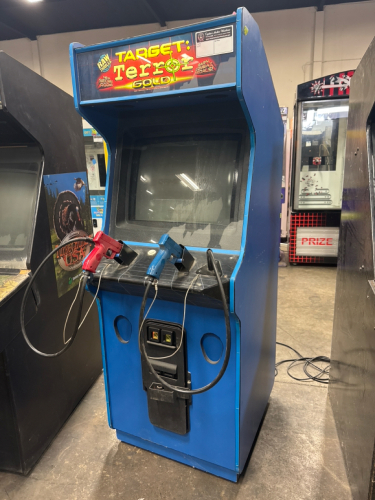 TARGET TERROR GOLD UPRIGHT SHOOTER ARCADE GAME RAW THRILLS