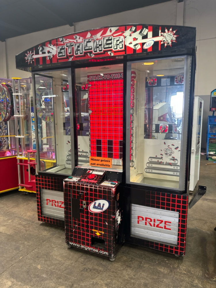 Stracker Jumbo STACKER GIANT JUMBO PRIZE REDEMPTION GAME LAI GAMES