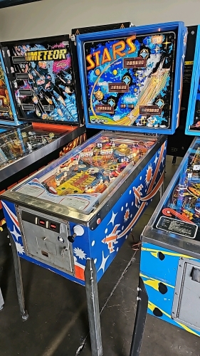 STARS by STERN CLASSIC PINBALL MACHINE