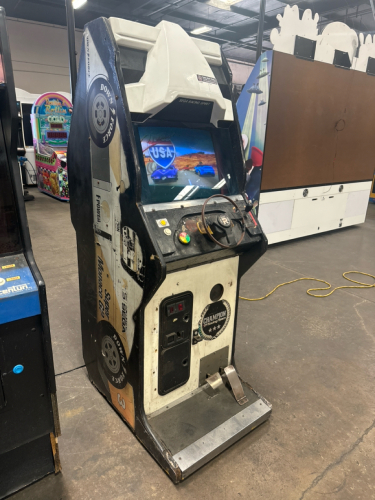 CRUIS'N USA DRIVER IN CHAMPION RACING CAB ARCADE GAME