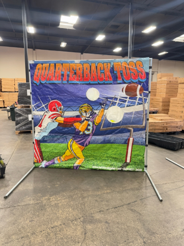 QUARTERBACK TOSS FOOTBALL HOLE IN 1 ATTRACTION BACK DROP