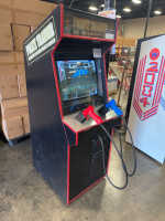 POLICE TRAINER CLASSIC UPRIGHT SHOOTER ARCADE GAME