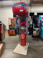 BOXER STRENGTH TEST PUNCHING BAG GAME