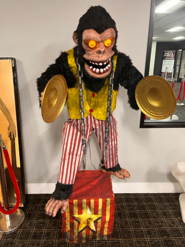 6 FOOT TALL ANIMATRONIC HORROR EVIL CYMBAL MONKEY