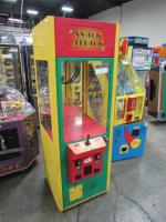 SNACK ATTACK 24" CANDY CLAW CRANE MACHINE