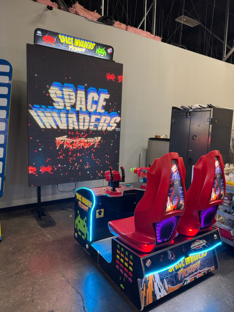 SPACE INVADERS キャディバッグ レッド Adidas Originator Backpack Stone Wash Carbon/Vivid Red | eBay