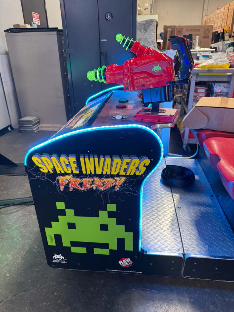 SPACE INVADERS FRENZY DELUXE ARCADE GAME NAMCO RAWTHRILLS