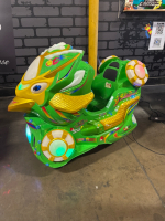 ANGRY BIRDS SIT IN GREEN KIDDIE RIDE