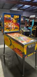 STAR TREK ORIGINAL PINBALL MACHINE BALLY 1979