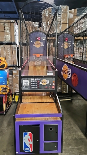 NBA HOOPS L.A. LAKERS FULL SIZE BASKETBALL by ICE #2