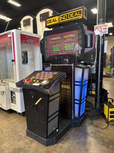 DEAL OR NO DEAL UPRIGHT ARCADE GAME ICE