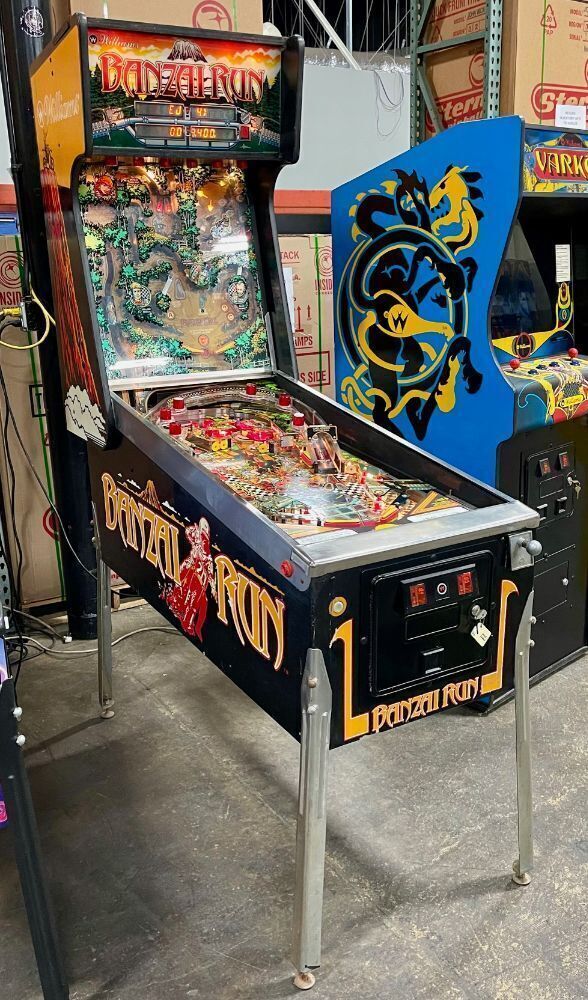 BANZAI RUN PINBALL MACHINE WILLIAMS 1988