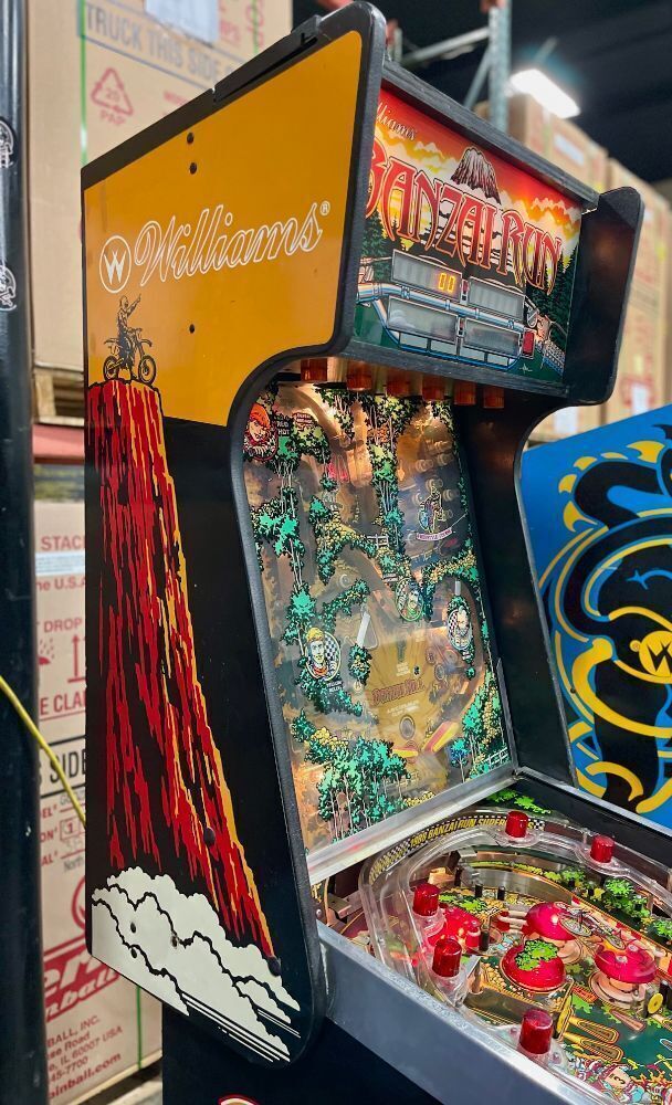 BANZAI RUN PINBALL MACHINE WILLIAMS 1988