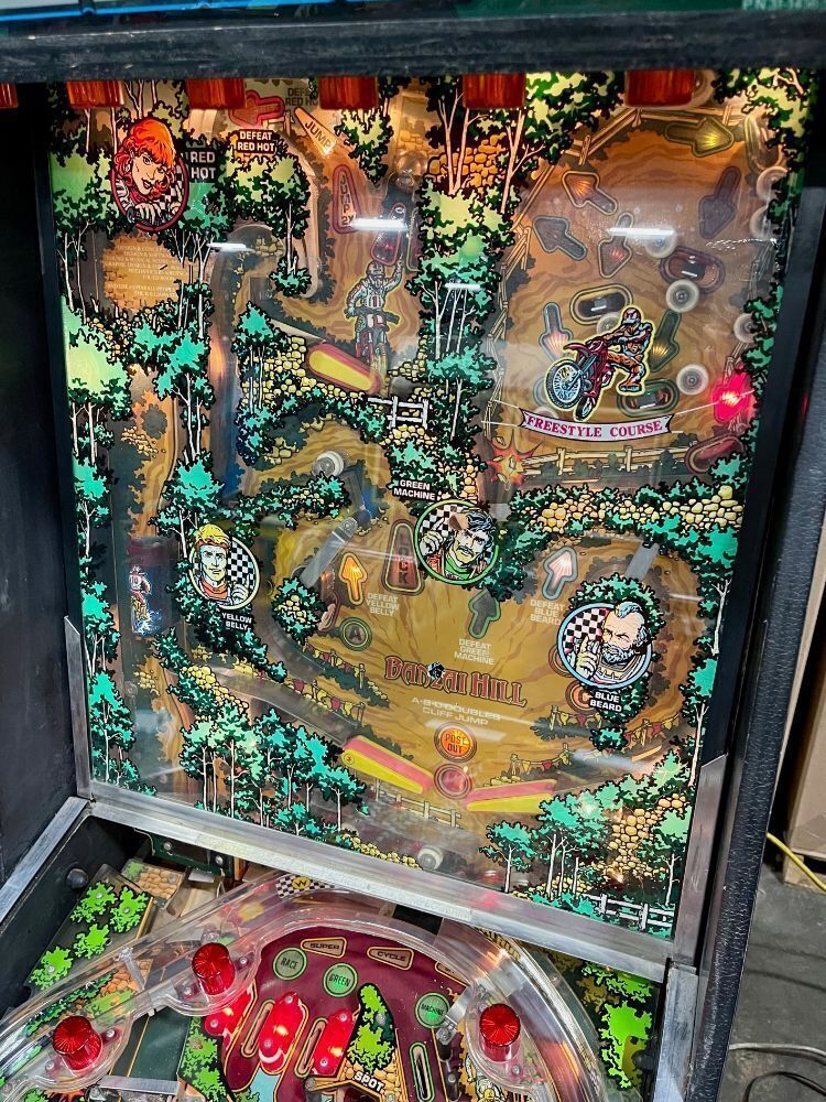 BANZAI RUN PINBALL MACHINE WILLIAMS 1988