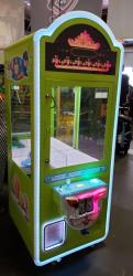 32" BRAND NEW ROYAL CROWN PLUSH CRANE MACHINE