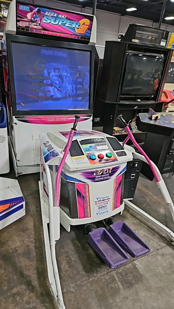 SEGA SKI SUPER GIANT SLALOM DELUXE 50 ARCADE GAME SEGA
