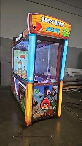ANGRY BIRDS DELUXE TICKET REDEMPTION GAME