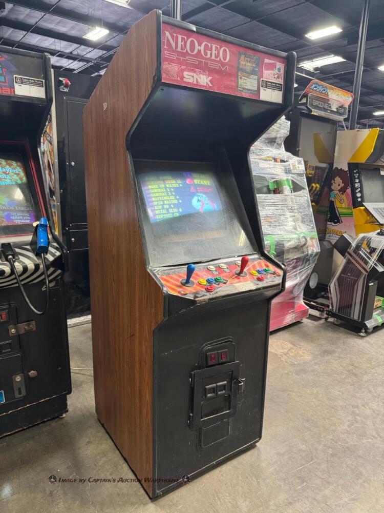 NEO GEO SNK UPRIGHT ARCADE GAME